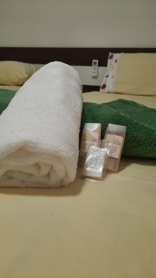 Apartamento Mobiliado Com Varanda No Centro De パウロ・アフォンソ エクステリア 写真